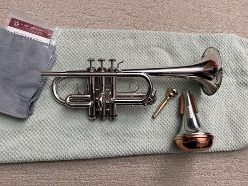 Schilke trumpet gold - e3,